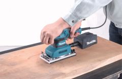 Makita LH1040 Gönye Kesme Makinası Üst Tablalı